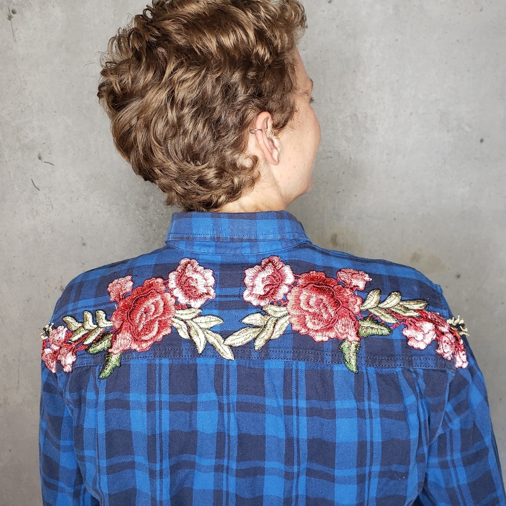 Blue Plaid Shirt With Red Roses Hand stitched With Ski Mountain Pin